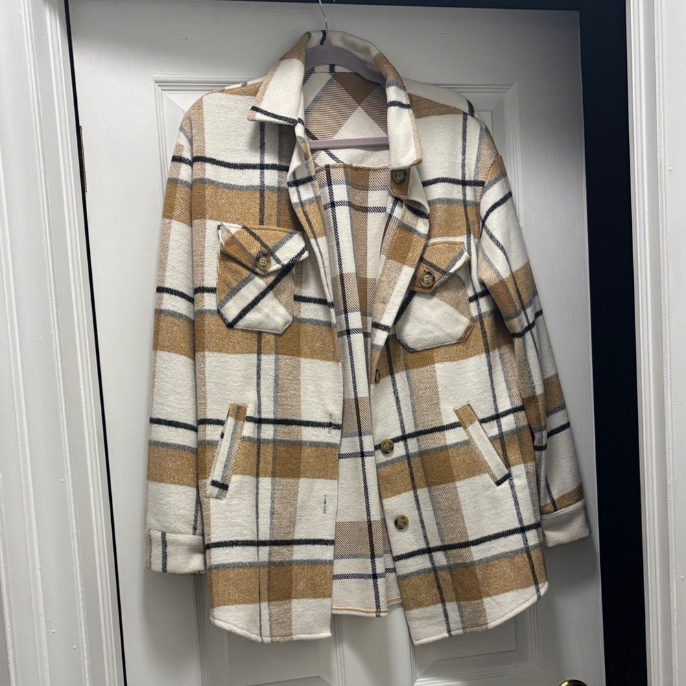 Stylish Plaid Jacket - Cream and Brown